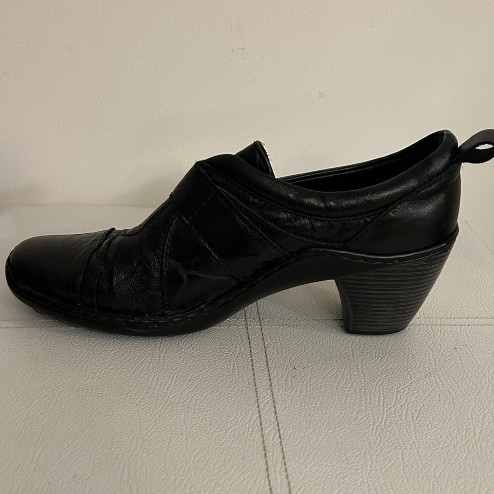 Josef Seibel Women's Black Leather Low Heel Slip-On Shoe size 37